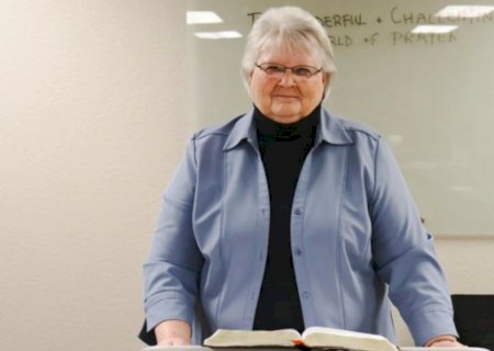 Ex-lésbica aceita a Jesus Cristo e se torna pregadora