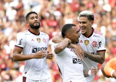 Flamengo faz último jogo pré-Mundial com grupo principal e time mesclado
