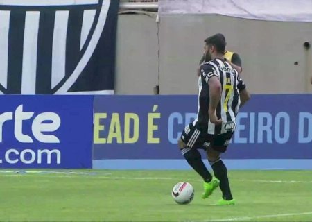 Paulinho celebra primeiro gol no Atlético-MG e cita parceria com Hulk: "Boa sincronização"