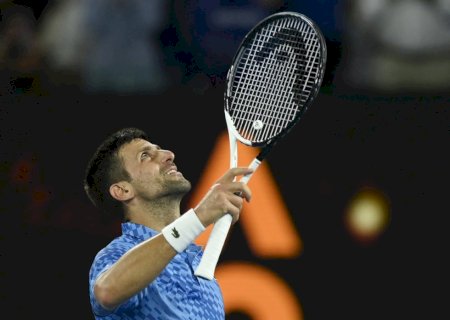 Djokovic fatura 10º Australian Open e volta a ser nº 1 do mundo