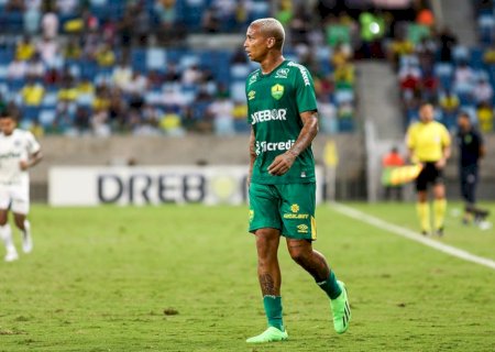 Cuiabá multa Deyverson por comemorar título do Palmeiras; jogador analisa rescisão