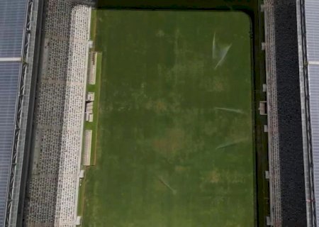 Estádio do Atlético-MG recebe as traves para primeiro evento da inauguração; veja vídeo