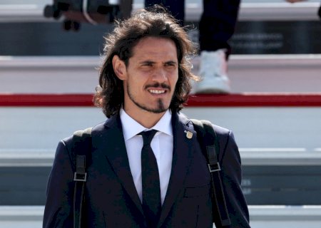 Vice-presidente diz que Santos tentou contratar Cavani: "Fizemos proposta"