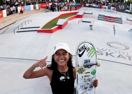 Rayssa Leal é campeã mundial de skate street