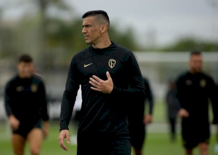 Corinthians vê compra de Balbuena mais distante e estuda opções; zagueiro perde espaço