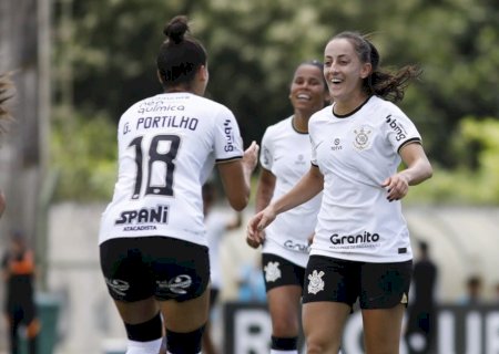 Corinthians goleia Ceará por 14 a 0 na estreia do Brasileiro Feminino