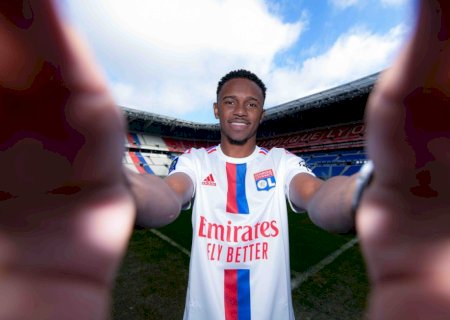 Botafogo tem lucro garantido de 2.100% com a venda de Jeffinho para o Lyon