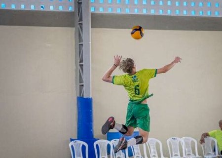 Vôlei segue com mais 42 jogos nesta quarta-feira em oito locais