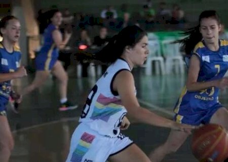 Emoção marca finais de basquete e handebol nos Jogos Escolares