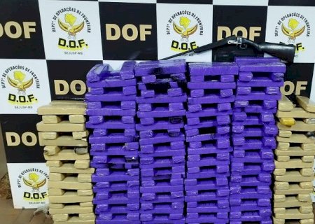 DOF apreende drogas, arma e prende quatro pessoas em Dourados
