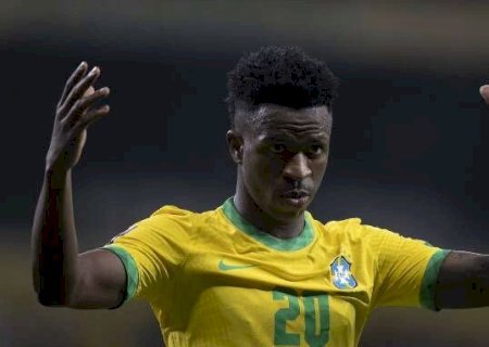 Vini Jr. sofre lesão na coxa e é cortado da Seleção Brasileira