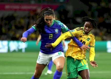Brasil empata com a Jamaica e é eliminado da Copa em despedida de Marta