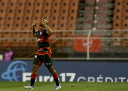 Vila Nova vence Ituano e encosta no G4 da Série B