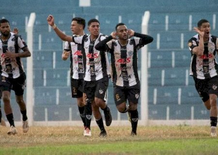 Náutico sai na frente, mas sofre virada para o Corumbaense