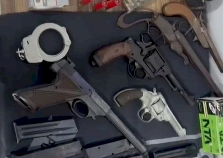 PM na reserva é preso por vender armas em camelódromo da Capital