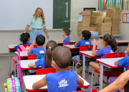 Três Lagoas recebe Selo Ouro do Compromisso Nacional da Criança Alfabetizada (CNCA)
