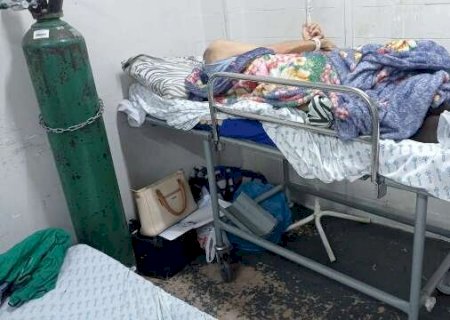 Santa Casa confirma desassist&ecirc;ncia e idoso est&aacute; h&aacute; 4 dias no pronto-socorro