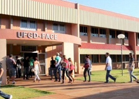 UFGD abre vestibular exclusivo para pessoas com 60 anos ou mais