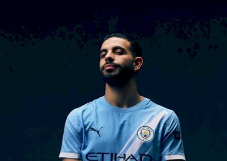 Manchester City apresenta argelino Rayan Ait-Nouri para Mundial e se empolga: 'Lateral voador'