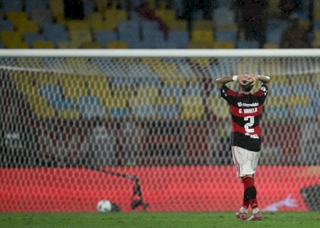 Flamengo toma dois na prorrogação e perde Recopa para o Lanús no Maracanã