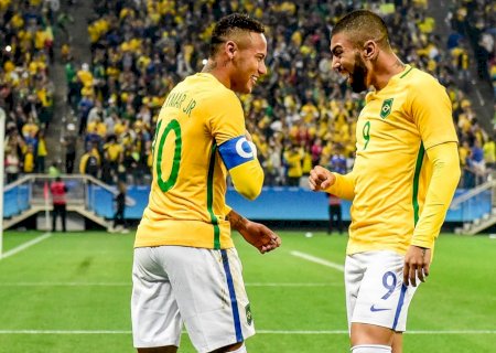 Campeão olímpico com Neymar e Gabigol vê desafio tático para a dupla no Santos