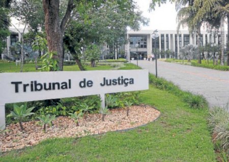 Justiça condena videomaker por demora em entrega de filmagens de noiva