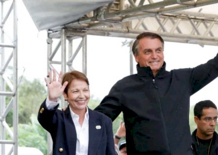Tereza Cristina disse que se for convidada para ser vice de Flávio, irá 'pensar'