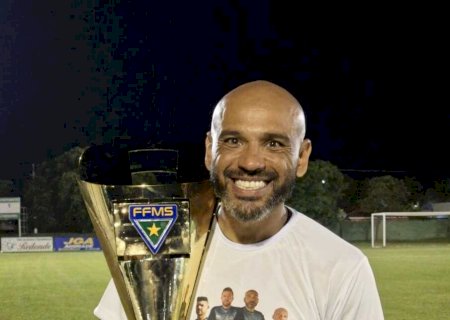Operário anuncia Diego Souza como novo técnico para a sequência da temporada