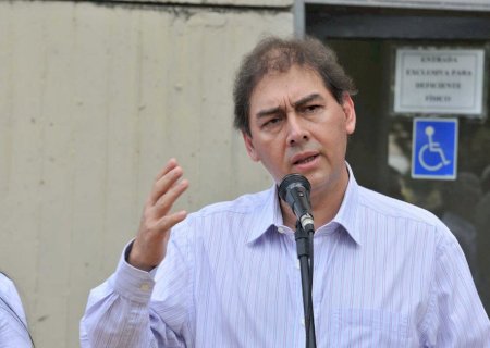 MPE aguarda perícia e nega devolução de celular a Bernal