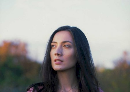 Cantora de MS lança versão de clássico japonês em bossa nova