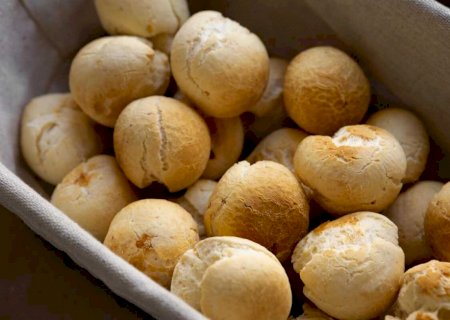 Pão de queijo surgiu da criatividade e se transformou em um dos maiores símbolos da culinária