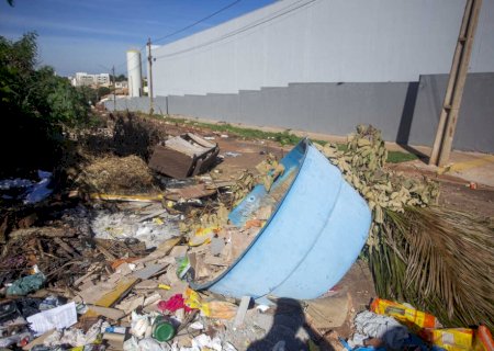 MS têm 23 cidades 'sem plano' para lixo à beira de possível arrocho