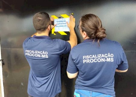 Loja fecha as portas após ter mais de mil tênis falsificados apreendidos em Campo Grande