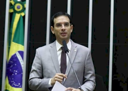 Escala 6x1: Posso apresentar o relatório entre 20 e 22 de maio, diz Leo Prates