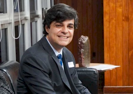 Presidente da OAB-SP pede investigação de ministros do STF que voam de jatinho