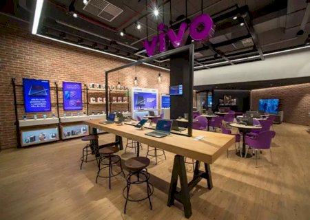 Vivo abre crediário para vender celular